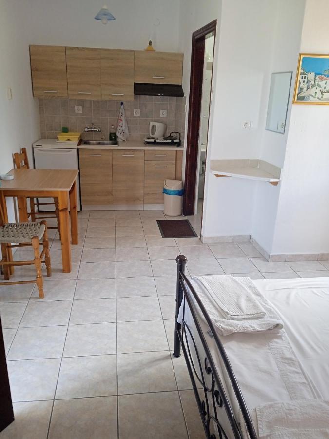 Filoxenia Apartment Skopelos Town Ngoại thất bức ảnh